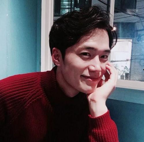 吃瓜明星头像男生霸气