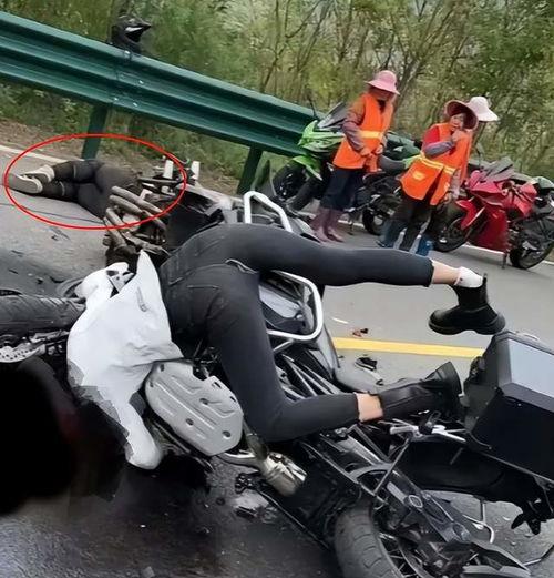 车祸后续吃瓜,吃瓜群众揭秘真相，疑云重重引热议